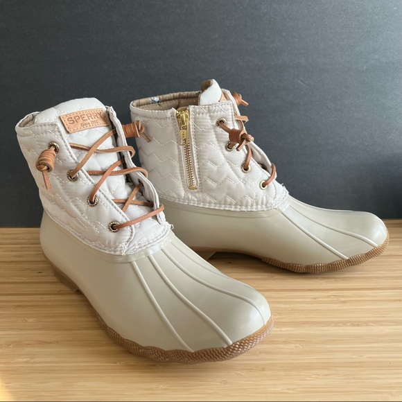 Sperry Shoes - Sperry Women's Saltwater Quilted Chevron Duck Boots in Ivory